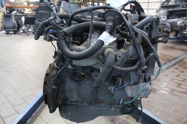 Foto: MOTOR X12SZ (30000 km) eines Opel Corsa Motion