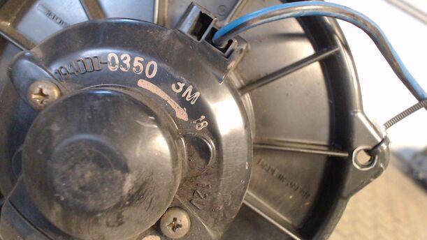 Foto: GEBLÄSEMOTOR / HEIZUNGSGEBLÄSE eines Mazda 323 F 1.6i 16V