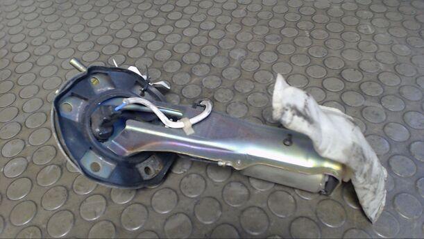 Foto: KRAFTSTOFFPUMPE eines Honda Civic Coupe 1.6i CL