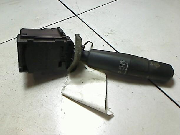 Foto: SCHEIBENWISCHERSCHALTER R eines Peugeot 306 S