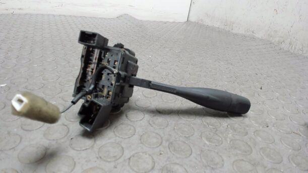 Foto: BLINKSCHALTER/KOMBISCHALTER eines Nissan Almera 1.4 S