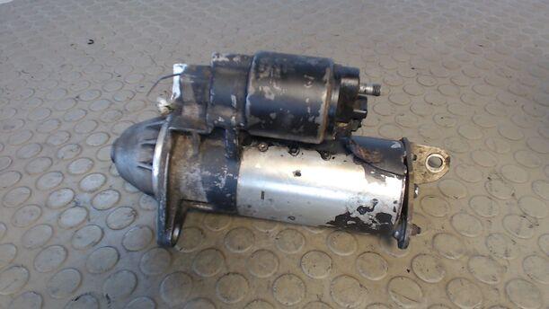 Foto: ANLASSER / STARTER BOSCH eines Opel Astra Caravan LX
