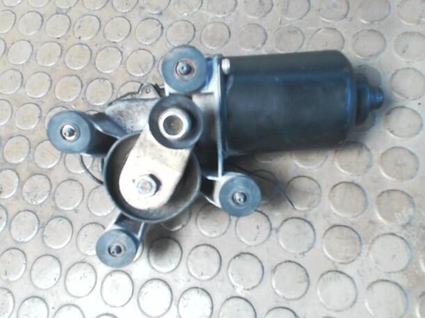 Foto: SCHEIBENWISCHERMOTOR VORNE eines Kia Shuma Start