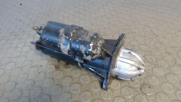 Foto: ANLASSER / STARTER eines Opel Astra