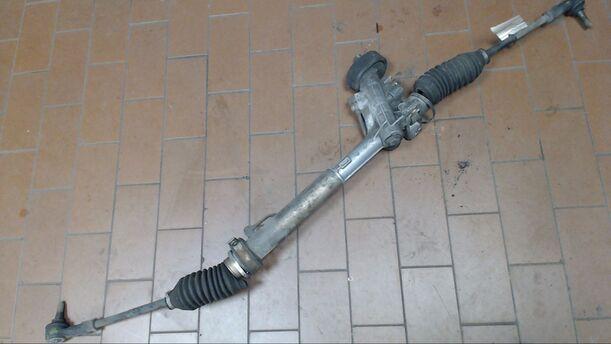 Foto: SERVOLENKUNG eines VW Polo 50 Start