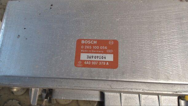 Foto: ABS STEUERGERÄT eines Audi 80 Avant TDI Start