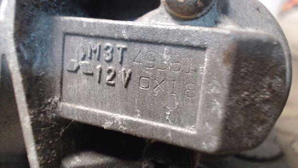 Foto: ANLASSER / STARTER eines Mazda 323 F 1.9i 16V Start
