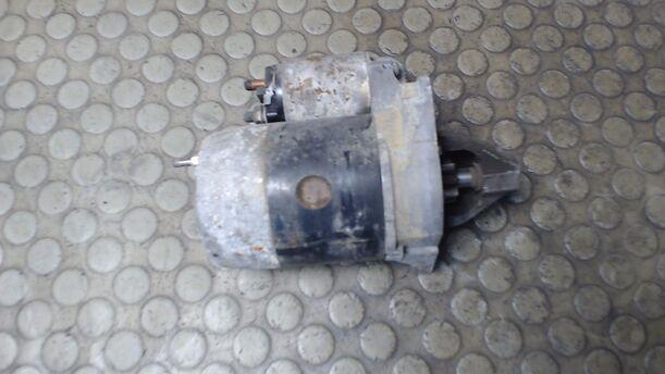 Foto: ANLASSER / STARTER eines Mazda 323 F 1.9i 16V Start