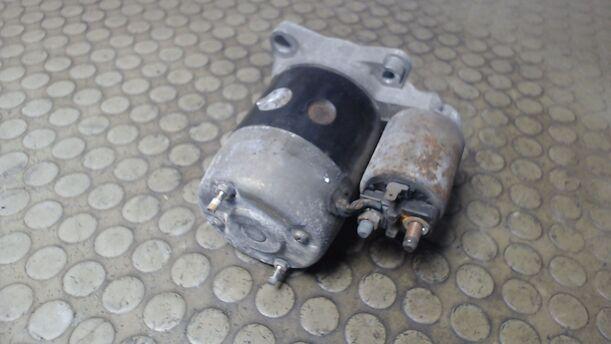Foto: ANLASSER / STARTER eines Mazda 323 F 1.9i 16V Start