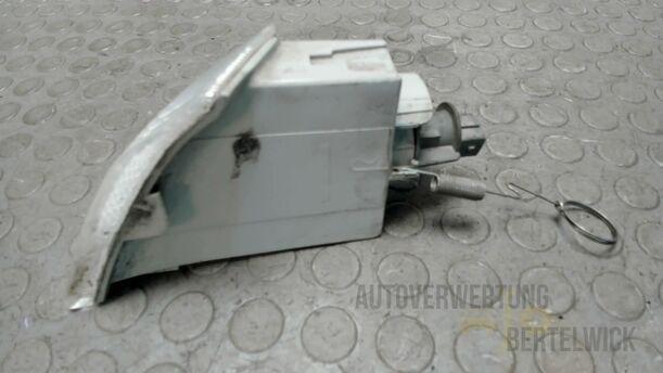 Foto: BLINKER VORN RECHTS eines Alfa Romeo 146 1.6 Twin Spark Flair