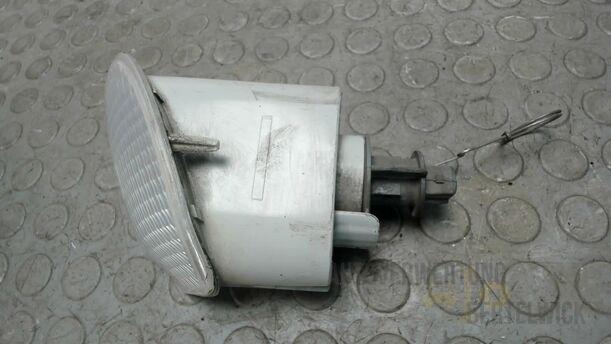 Foto: BLINKER VORN RECHTS eines Alfa Romeo 146 1.6 Twin Spark Flair
