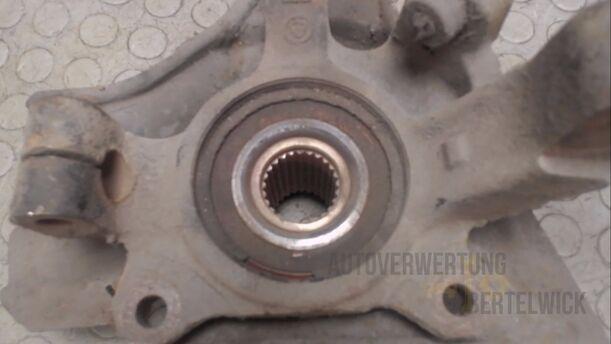 Foto: ACHSSCHENKEL VORNE LINKS eines Alfa Romeo 146 1.6 Twin Spark Flair
