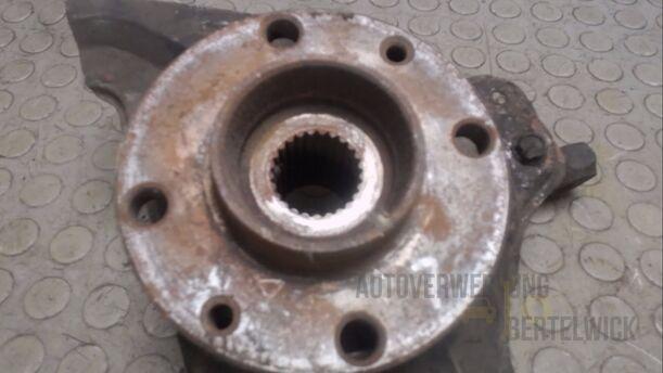 Foto: ACHSSCHENKEL VORNE LINKS eines Alfa Romeo 146 1.6 Twin Spark Flair