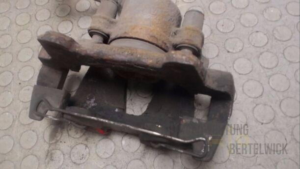 Foto: BREMSSATTEL VORN LINKS eines Alfa Romeo 146 1.6 Twin Spark Flair