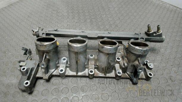 Foto: EINSPRITZDÜSEN eines Alfa Romeo 146 1.6 Twin Spark Flair