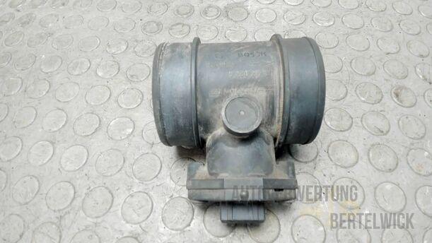 Foto: LUFTMASSENMESSER eines Alfa Romeo 146 1.6 Twin Spark Flair