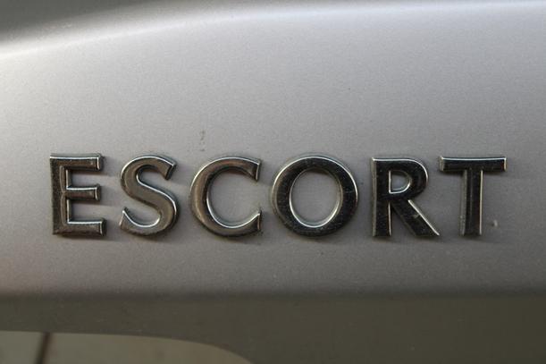 Foto: HECKKLAPPE / HECKDECKEL eines Ford Escort 16V