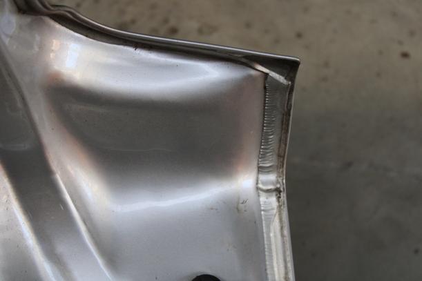 Foto: HECKKLAPPE / HECKDECKEL eines Ford Escort 16V