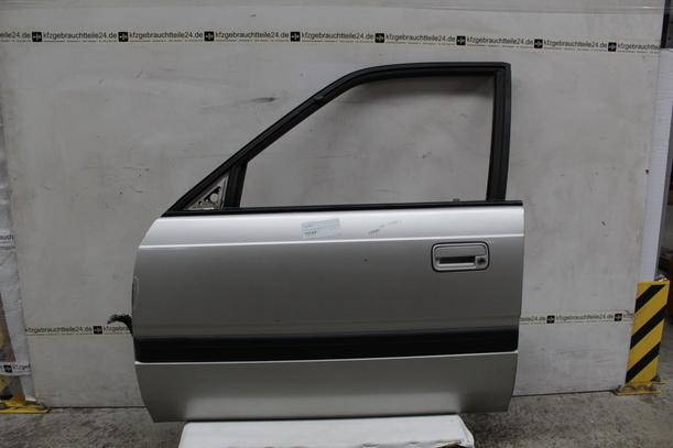 Foto: TÜR VORNE LINKS (4-Türer) eines Mazda 626 2.0i