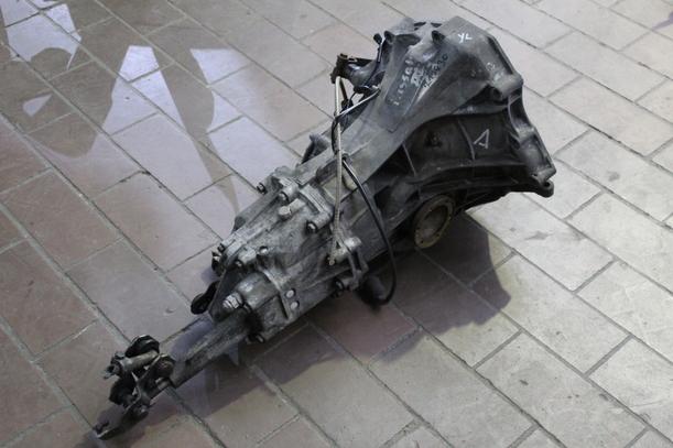 Foto: SCHALTGETRIEBE 4-G TYP 32 eines VW PASSAT 1,31