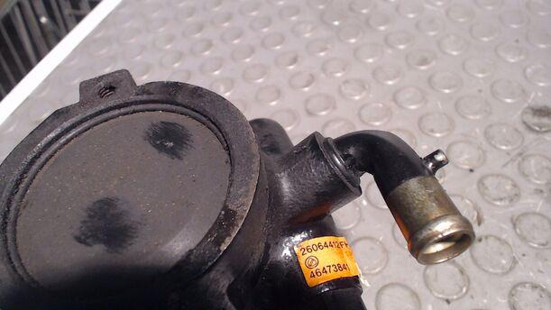 Foto: LENKGETRIEBEPUMPE eines Fiat Brava 1.4 12V