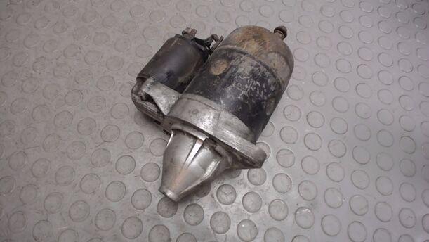 Foto: ANLASSER / STARTER eines Mazda 121 16V Canvas Top