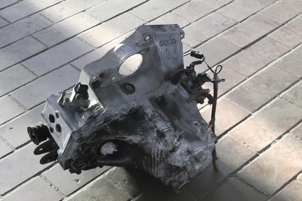 Foto: SCHALTGETRIEBE-5-GANG eines Honda Civic 1.5i