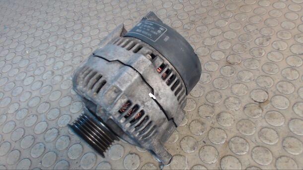 Foto: LICHTMASCHINE BOSCH eines Ford Scorpio Turnier