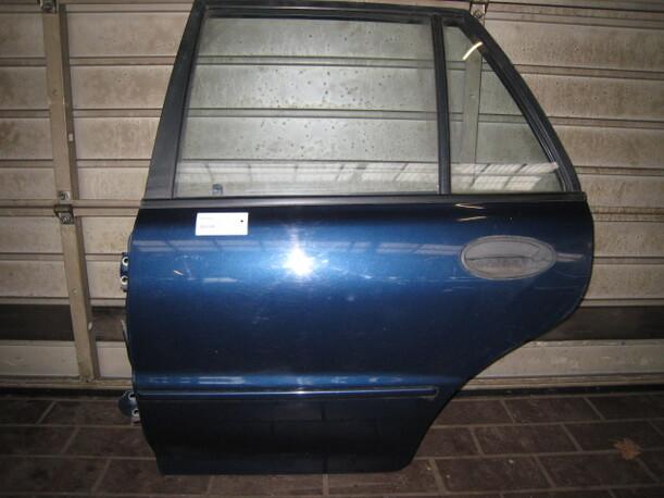Foto: TÜR HINTEN LINKS eines Mitsubishi Lancer 1600