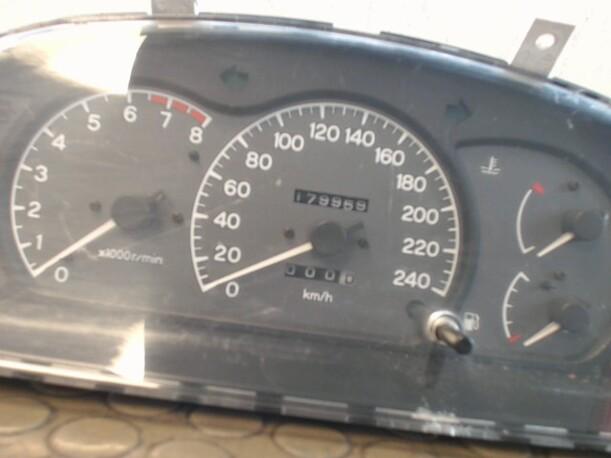 Foto: TACHOEINHEIT eines Mitsubishi Lancer 1600