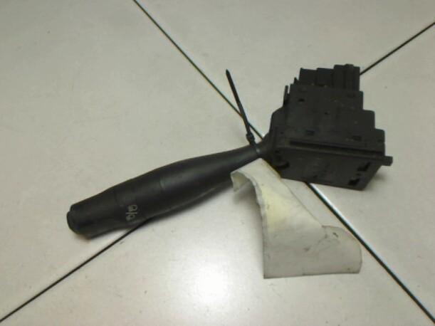 Foto: BLINKERSCHALTER eines Peugeot 106
