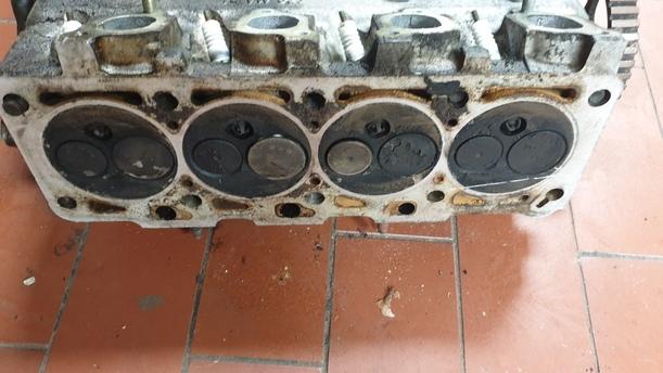 Foto: ZYLINDERKOPF MH eines VW Polo