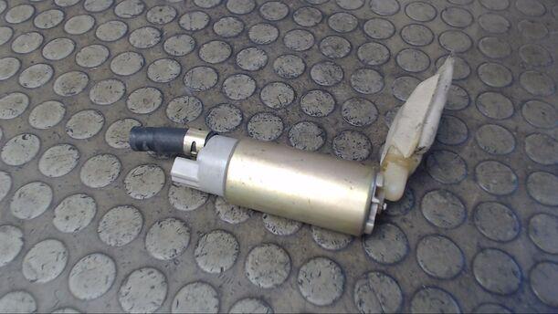 Foto: KRAFTSTOFFPUMPE eines Hyundai Sonata 2.0i 16V
