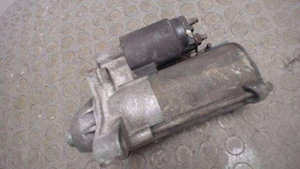 Foto: ANLASSER / STARTER eines Ford Escort Turnier 16V