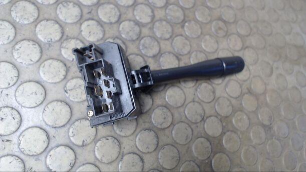Foto: BLINKSCHALTER/KOMBISCHALTER eines Honda Civic 1.4i GLX