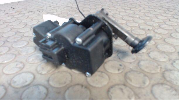 Foto: SEITENSCHEIBENMOTOR LINKS eines VW Sharan 2.8 VR6 GLX