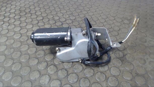 Foto: SCHEIBENWISCHERMOTOR HINTEN eines Daewoo Nexia 1.5 GLX