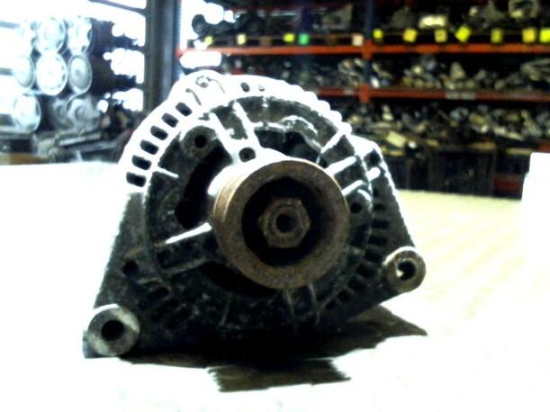 Foto: LICHTMASCHINE eines Alfa Romeo 145 1.7 16V Club