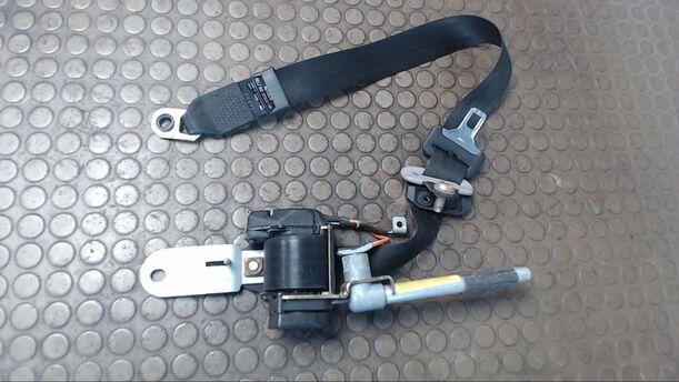 Foto: SICHERHEITSGURT VORNE LINKS eines Mitsubishi Carisma 1600 CD