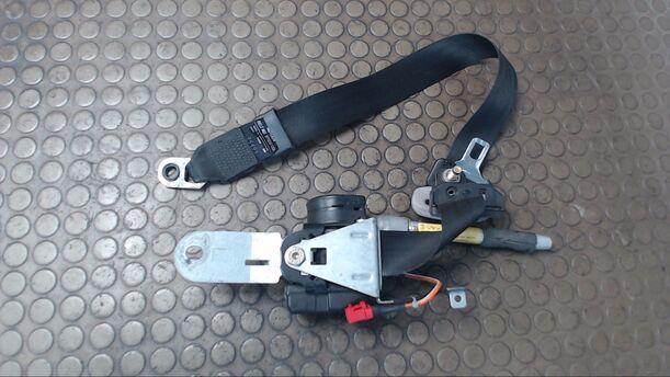 Foto: SICHERHEITSGURT VORNE LINKS eines Mitsubishi Carisma 1600 CD