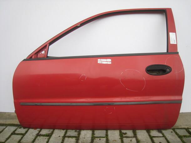 Foto: TÜR VORNE LINKS (2/3-TÜRER) eines Mitsubishi Colt 1300 GLX