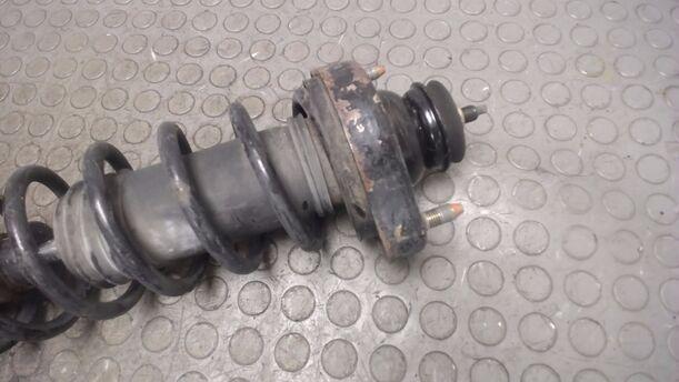 Foto: FEDERBEIN HINTEN LINKS eines Mitsubishi Colt 1300 GLX