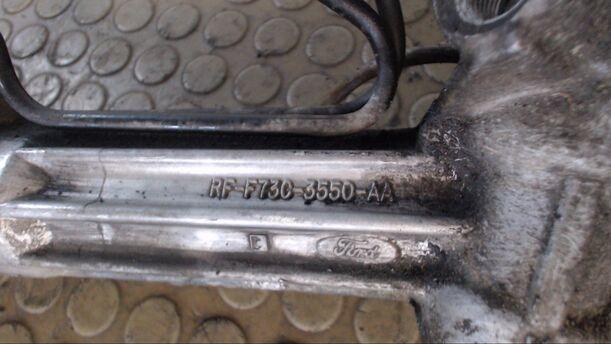 Foto: SERVOLENKUNG eines Ford Mondeo Turnier 16V CD