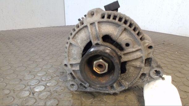 Foto: LICHTMASCHINE BOSCH eines Ford Mondeo Turnier 16V CD