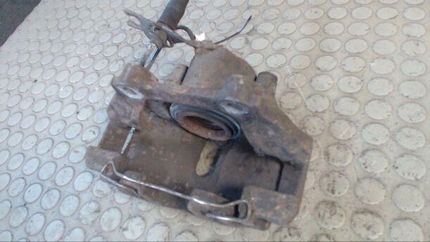 Foto: BREMSSATTEL VORN RECHTS eines Audi A4 1.8 CD