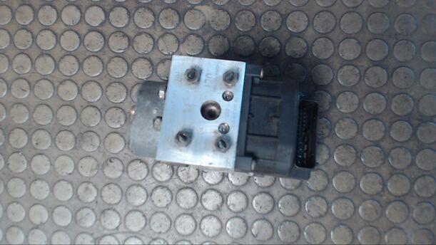 Foto: HAUPTBREMSAGGREGAT ABS eines Mitsubishi Carisma 1.9 DI-D CD