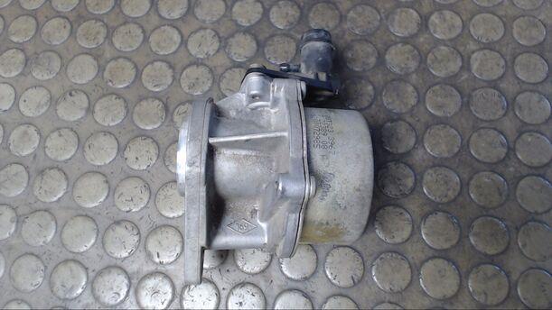 Foto: VAKUUMPUMPE eines Mitsubishi Carisma 1.9 DI-D CD