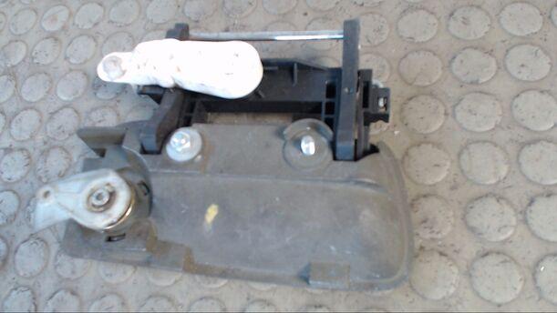 Foto: TÜRAUSSENGRIFF VORN LINKS eines Opel Astra 1.2 CD