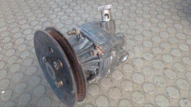 Foto: LENKGETRIEBEPUMPE eines Audi 80 1.8 CD