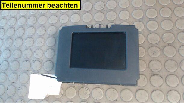 Foto: DISPLAY/BILDSCHIRM eines Opel Vectra 1.8 CD